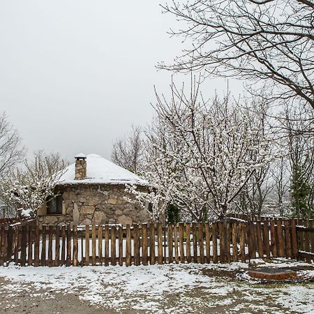 Apartamentos Rurales El Solitario Banos De Montemayor Εξωτερικό φωτογραφία