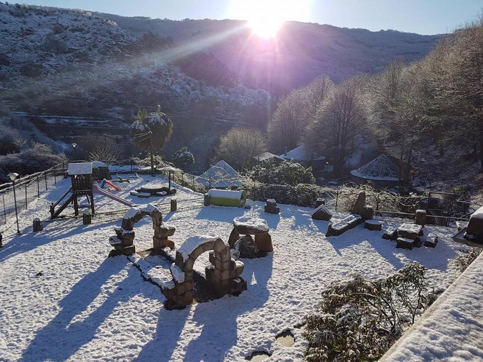 Apartamentos Rurales El Solitario Banos De Montemayor Εξωτερικό φωτογραφία