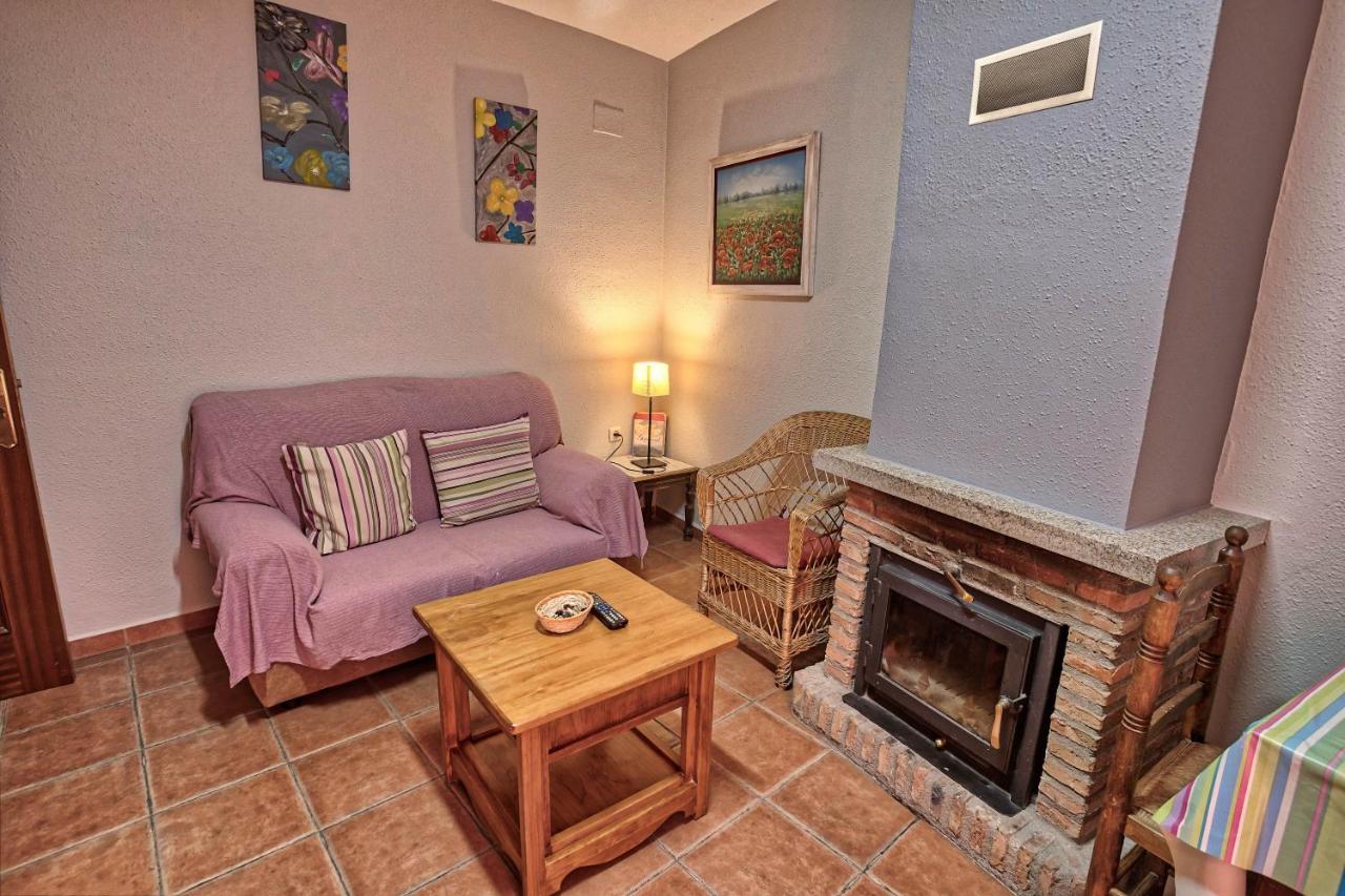Apartamentos Rurales El Solitario Banos De Montemayor Εξωτερικό φωτογραφία